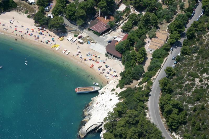 Baia Di Campi Hotel Vieste Exterior foto